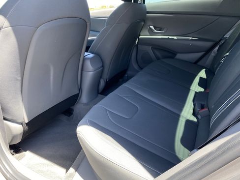 Certified 2023 Hyundai Elantra SEL FWD image 14