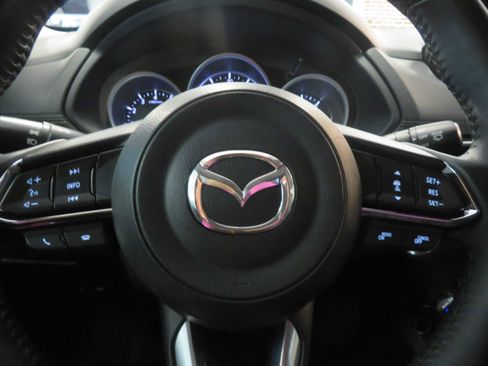 Used 2019 MAZDA CX-5 Touring image 33