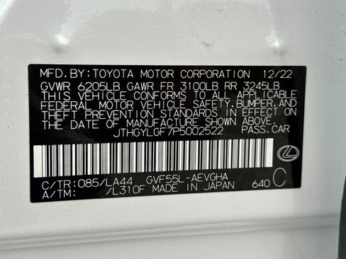 Certified 2023 Lexus LS 500h AWD w/ Luxury Package image 32