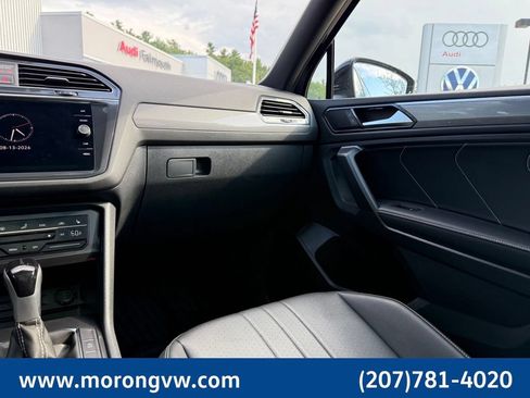 Used 2024 Volkswagen Tiguan SE R-Line AWD/4WD image 36