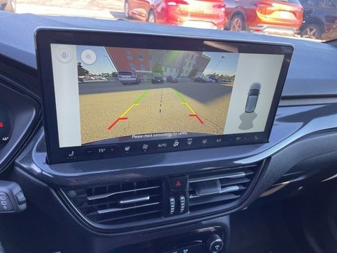 Used 2025 Ford Escape ST-Line Elite image 19