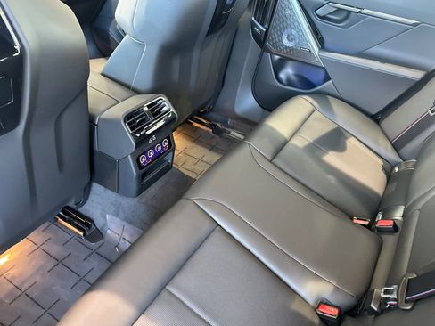 New 2026 BMW M5 w/ Carbon Package image 4