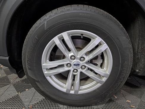 Certified 2023 Ford Explorer XLT w/ Equipment Group 202A image 8