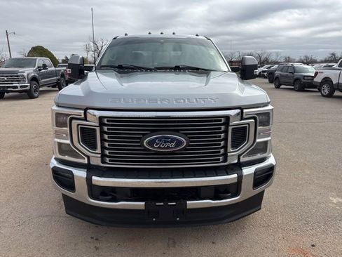 Used 2022 Ford F350 Lariat w/ Lariat Ultimate Package image 2