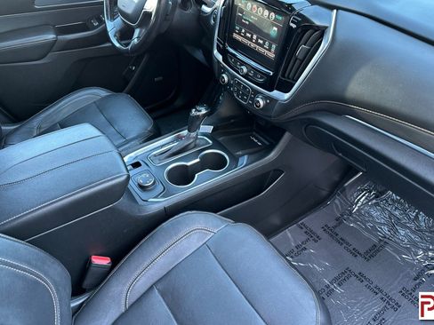 Used 2019 Chevrolet Traverse Premier image 19