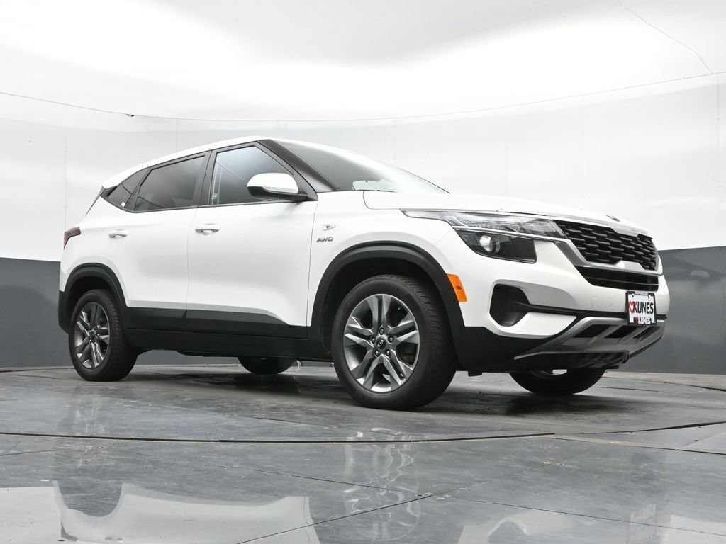 Used 2021 Kia Seltos LX AWD/4WD image 44