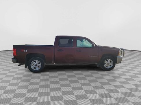 Used 2013 Chevrolet Silverado 1500 LT w/ All-Star Edition AWD/4WD image 9
