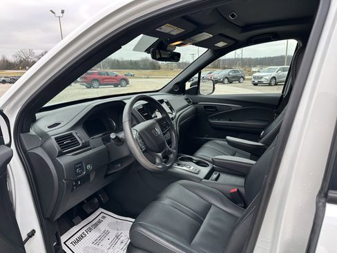 Used 2022 Honda Pilot TrailSport image 14
