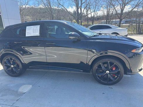 Used 2025 Dodge Hornet R/T image 4