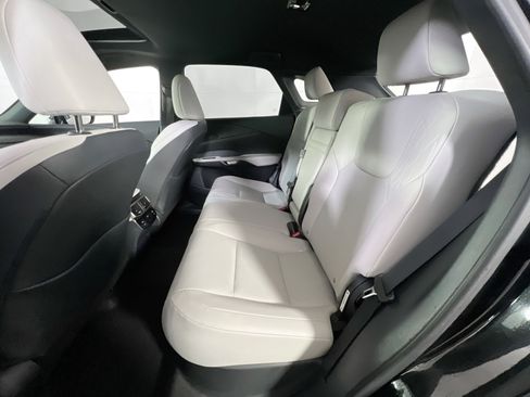 Used 2024 Lexus RX 350 Premium image 25