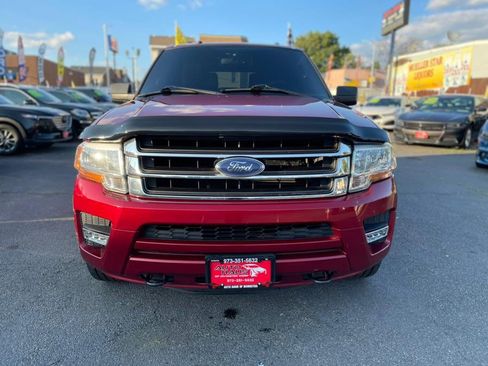 Used 2015 Ford Expedition XLT AWD/4WD image 2