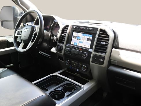 Used 2019 Ford F350 Lariat w/ Lariat Ultimate Package AWD/4WD image 22