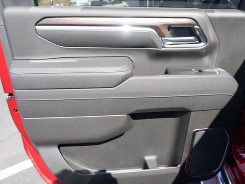 New 2025 GMC Sierra 2500 SLT w/ SLT Premium Package image 34