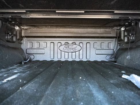 Used 2019 Ford F150 Lariat w/ Equipment Group 502A Luxury image 14