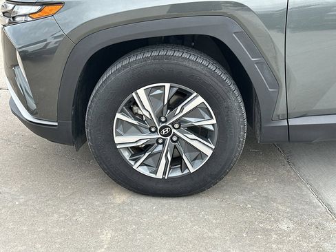 Used 2022 Hyundai Tucson Blue image 3