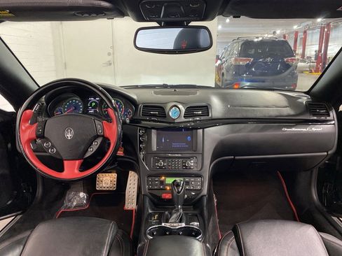 Used 2012 Maserati GranTurismo Sport image 35