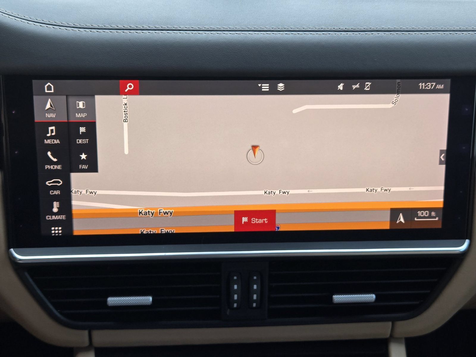 Used 2019 Porsche Cayenne AWD/4WD image 16