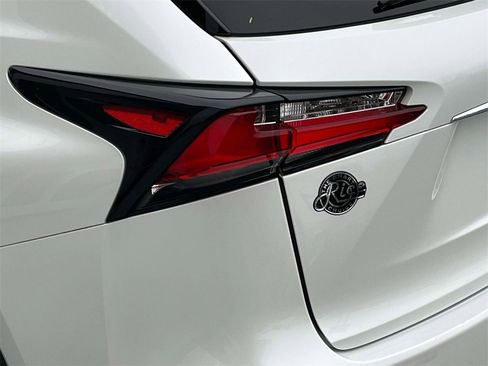 Used 2016 Lexus NX 300h AWD image 10