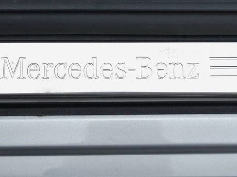 Used 2015 Mercedes-Benz SLK 250 w/ Premium Package image 68