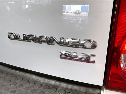 Used 2009 Dodge Durango SLT image 26