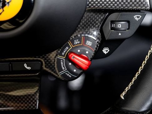 Used 2023 Ferrari 812 GTS RWD image 44