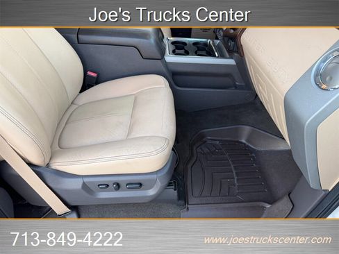 Used 2016 Ford F250 Lariat w/ Lariat Ultimate Package image 25