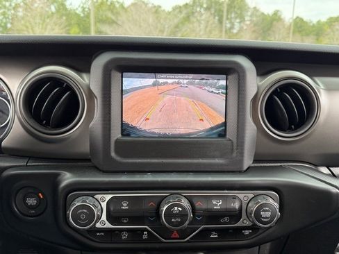 Certified 2021 Jeep Wrangler Unlimited Sport image 20