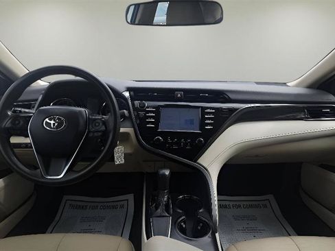 Used 2019 Toyota Camry LE w/ Carpet Mat Package FWD image 16