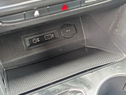 Used 2018 Volkswagen Atlas SE image 30