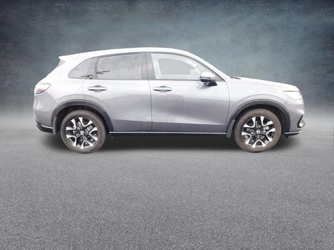 Used 2026 Honda HR-V EX-L image 2