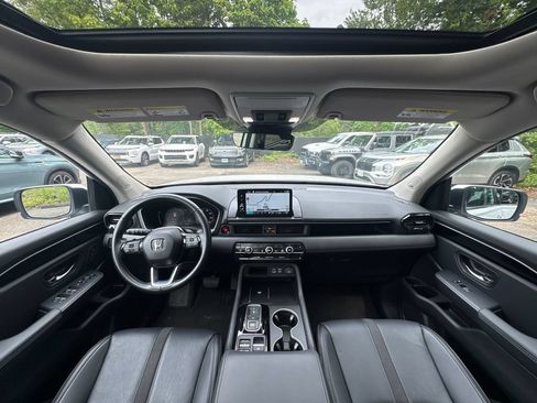 Used 2023 Honda Pilot Touring image 18
