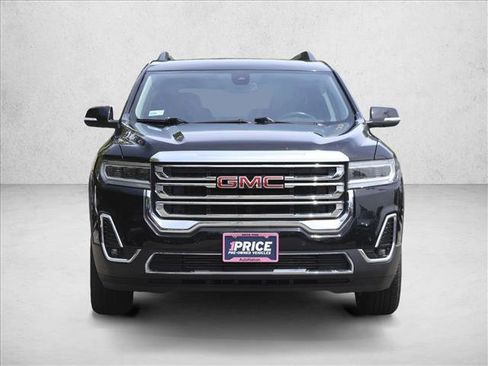 Used 2023 GMC Acadia SLT FWD image 2