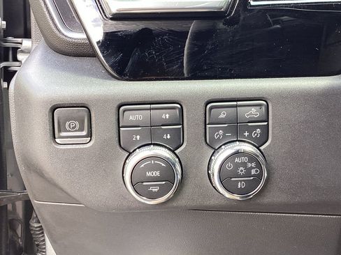 Used 2023 GMC Sierra 1500 SLT w/ SLT Premium Package AWD/4WD image 15