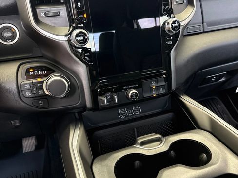 New 2026 RAM 1500 Big Horn AWD/4WD image 15