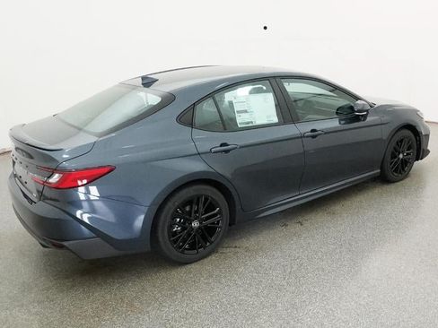 New 2026 Toyota Camry SE FWD image 9