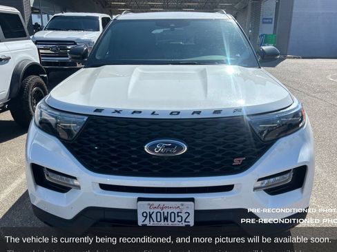 Used 2023 Ford Explorer ST w/ Equipment Group 401A AWD/4WD image 13