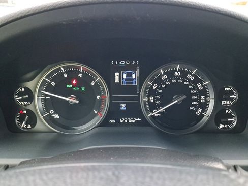 Used 2019 Toyota Land Cruiser w/ Carpet Mat Package image 20