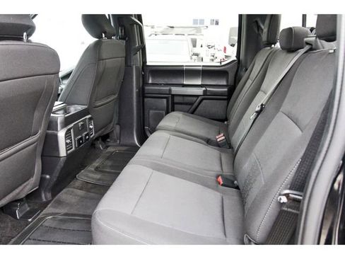 Used 2018 Ford F150 XLT w/ Equipment Group 302A Luxury image 11