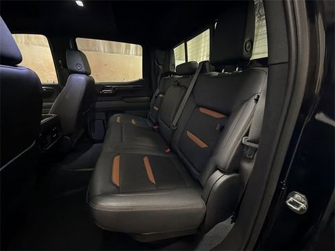 Certified 2022 GMC Sierra 1500 AT4 w/ AT4 Preferred Package image 24