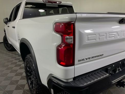 Used 2024 Chevrolet Silverado 1500 ZR2 image 36