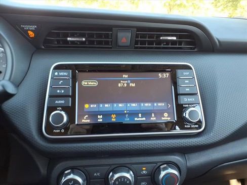 New 2025 Nissan Kicks Play S image 12