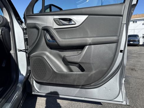 New 2026 Chevrolet Blazer LT w/ LPO, Floor Liner Package image 32