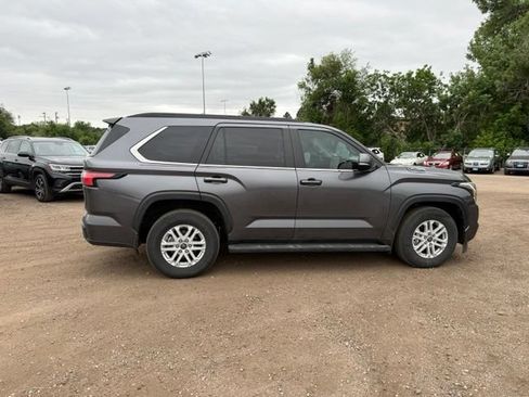 Used 2024 Toyota Sequoia SR5 w/ SR5 Premium Package AWD/4WD image 7