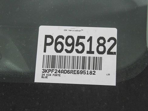 Used 2024 Kia Forte LXS image 28