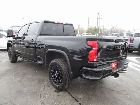 Certified 2024 Chevrolet Silverado 2500 High Country w/ Midnight Edition image 8