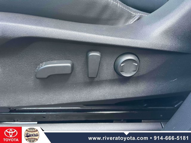 Used 2021 Subaru Ascent Limited AWD/4WD image 20