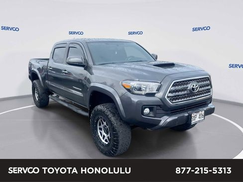 Used 2016 Toyota Tacoma SR5 image 1