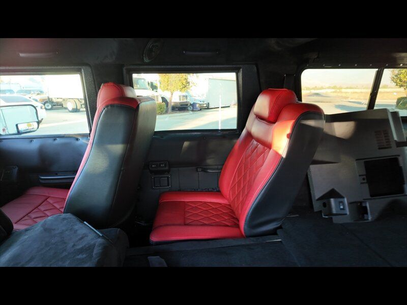 Used 1997 HUMMER H1 4-Door Wagon AWD/4WD image 16