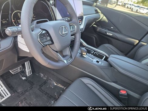 New 2026 Lexus TX 500h AWD image 13