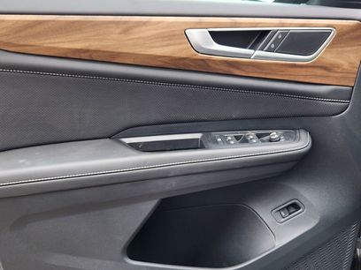 New 2025 Volkswagen Atlas SE